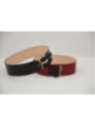 Une ceinture taille haute .