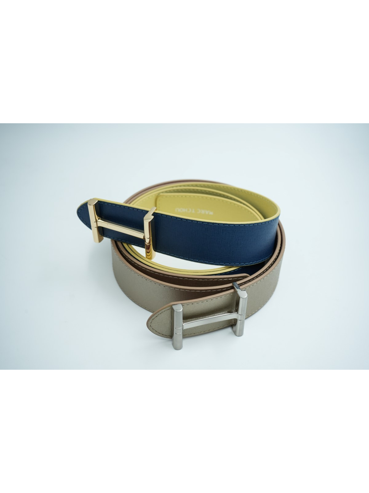 une ceinture femme en cuir